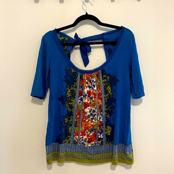 Beautiful blue shirt - Picture 1 of 1